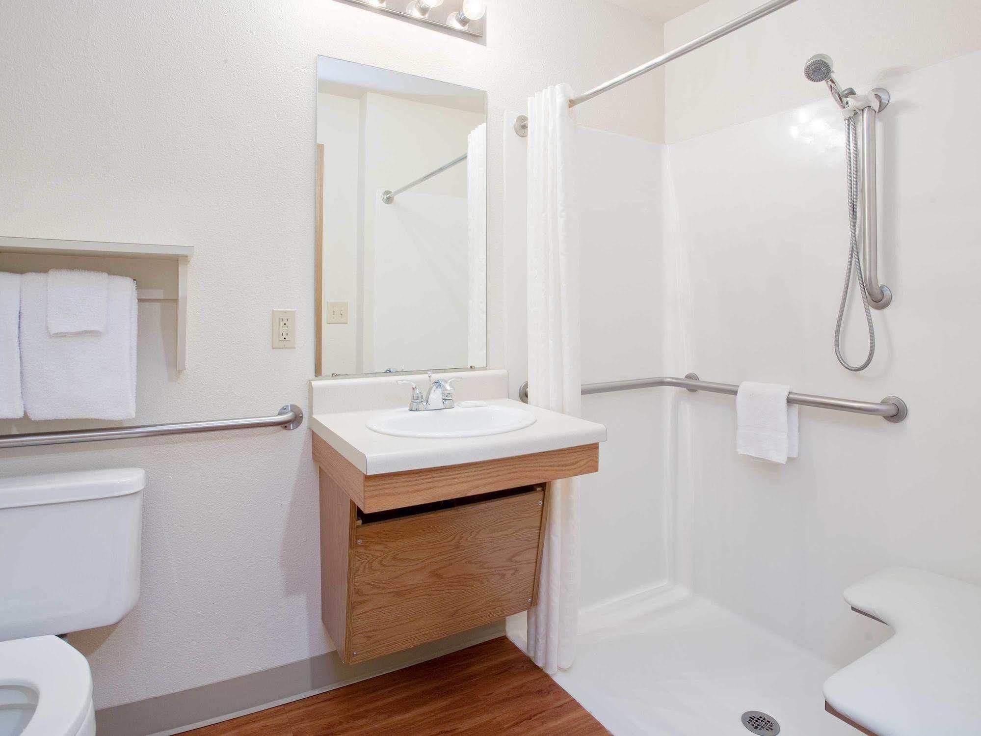 Woodspring Suites Waco Near University Εξωτερικό φωτογραφία